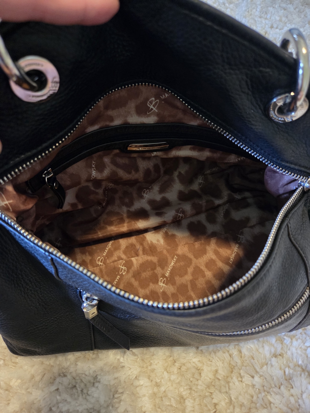 b. makowsky Black Leather Dual-Zip Crossbody Tote - Picture 8 of 16